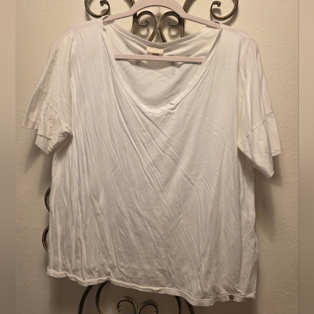 Hanro V-Neck Tee